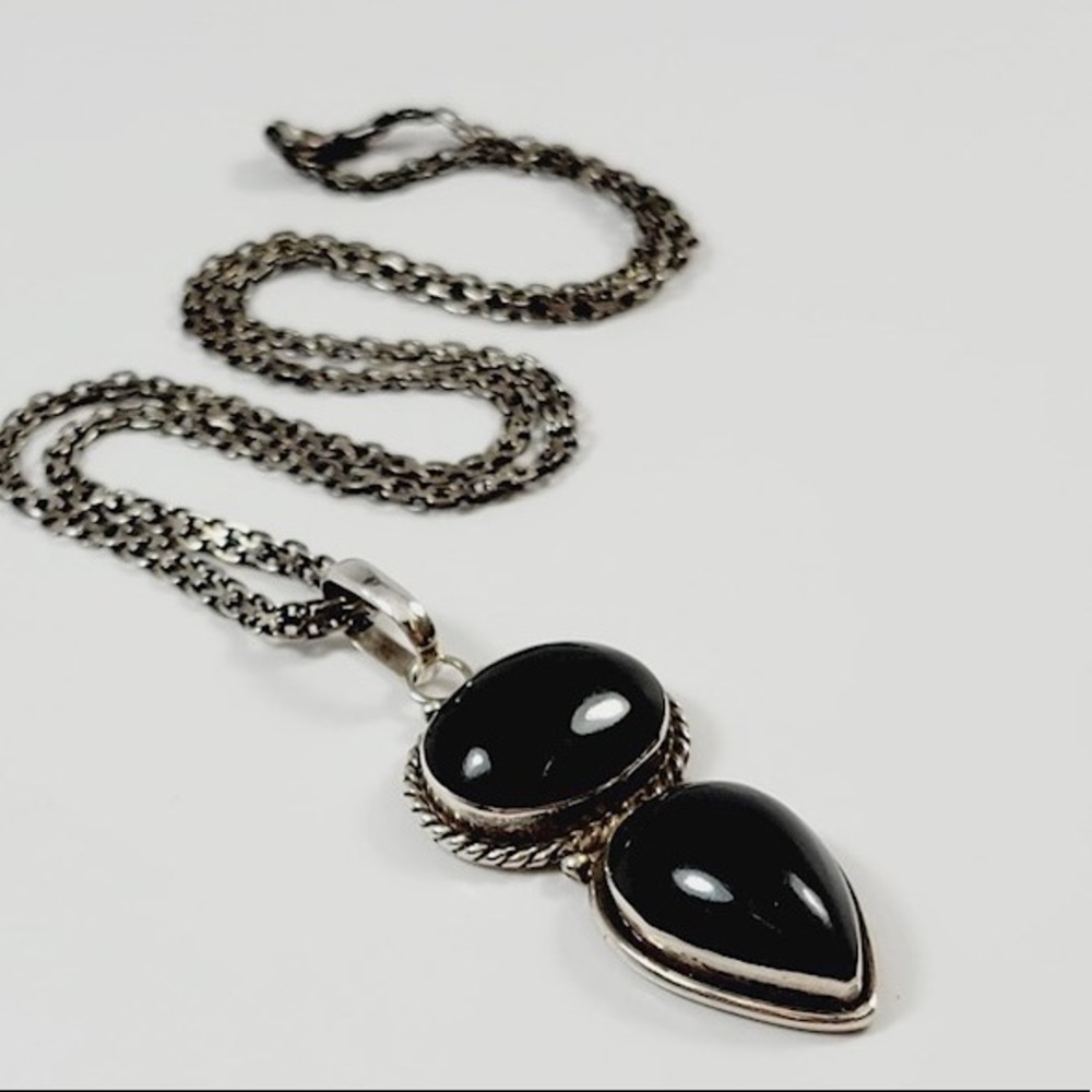 18" Sterling & Onyx Pendant Chain Necklace